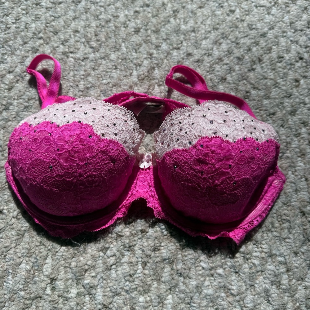 Victoria's Secret Pink Lace rhinestone Bra
